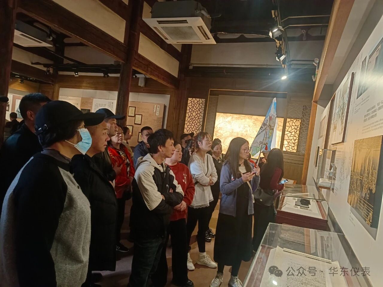 996